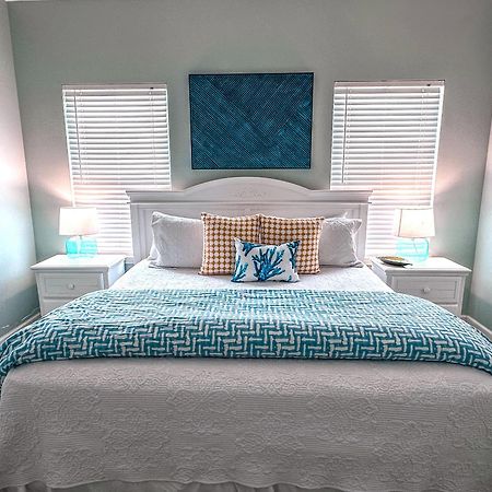 Eye-Catching Property W/ Picturesque Coastal Views Gulf Shores Eksteriør billede