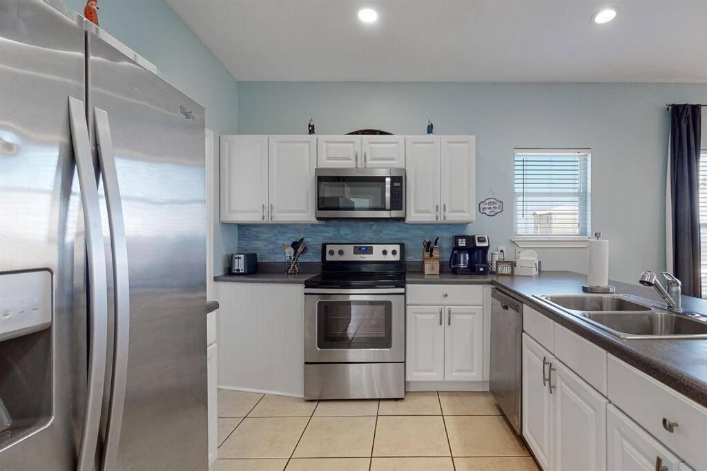 Eye-Catching Property W/ Picturesque Coastal Views Gulf Shores Eksteriør billede